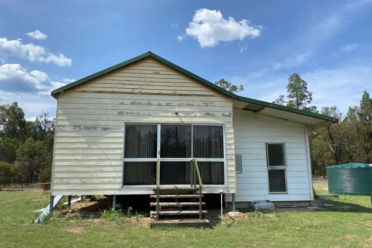 64 Kimberley Drive, Cypress Gardens QLD 4357