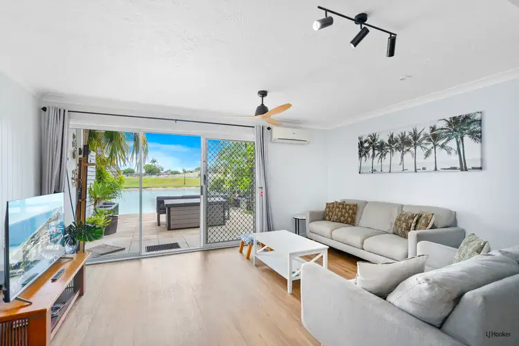 Second view of Homely unit listing, 2/2-10 Coolgardie Street, Elanora QLD 4221