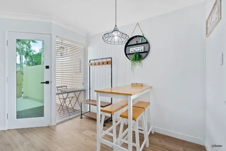 Sixth view of Homely unit listing, 2/2-10 Coolgardie Street, Elanora QLD 4221