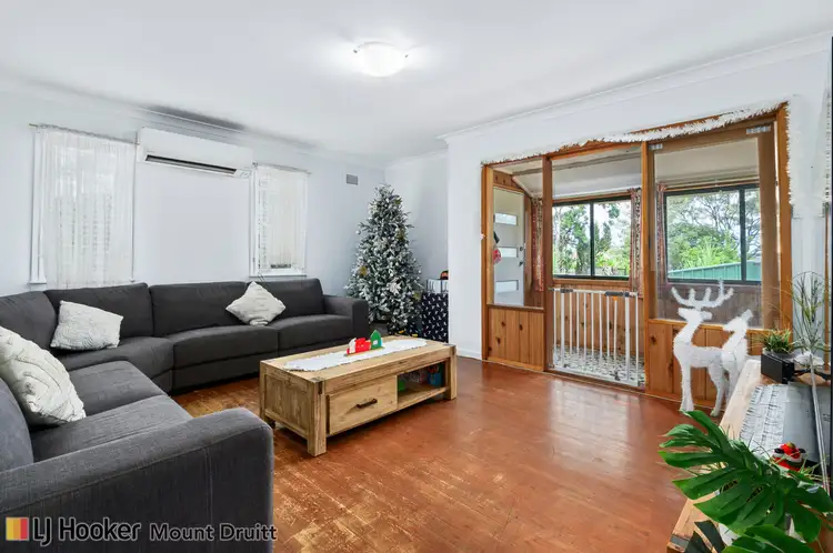 Second view of Homely house listing, 12 Hatherton Road, Lethbridge Park NSW 2770