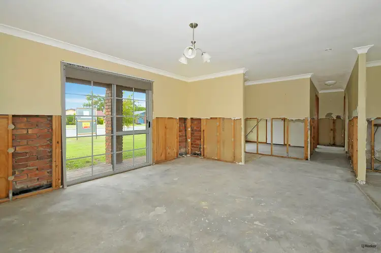 Sixth view of Homely house listing, 221 Nineteenth Avenue, Elanora QLD 4221