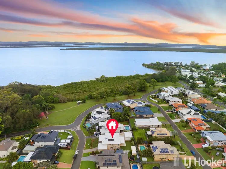 9 Newcomb Court, Redland Bay QLD 4165