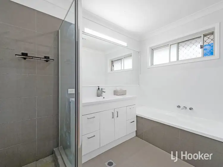 Fifth view of Homely house listing, 4 Fox Court, Ormeau Hills QLD 4208