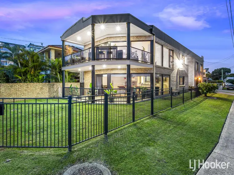 1 Roland Street, Clontarf QLD 4019