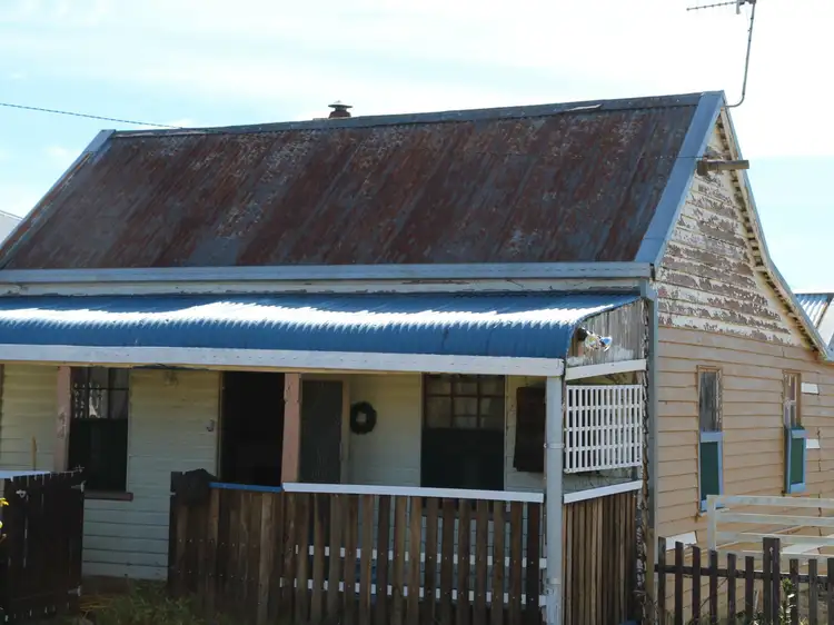 194 Meade Street, Glen Innes NSW 2370
