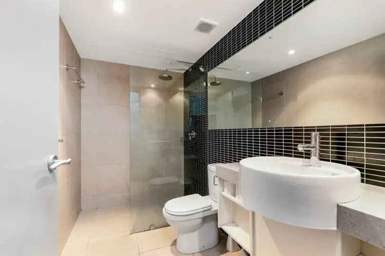 Sixth view of Homely unit listing, 1720/43B Knuckey Street, Darwin City NT 800