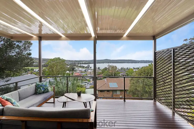 12 Thompson Road, Speers Point NSW 2284