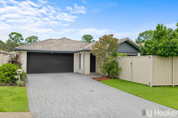 Second view of Homely house listing, 33 Jerrys Place, Thornlands QLD 4164