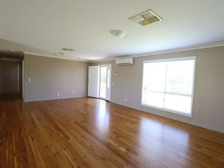 Sixth view of Homely house listing, 8 Baker Finch Crescent, Roma QLD 4455