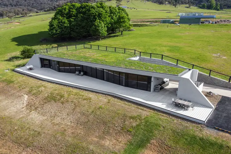 2/21 Walls Creek Road East, Goobarragandra NSW 2720