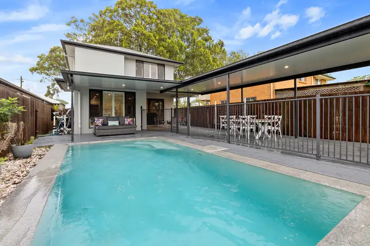 11 Maud Street, Birkdale QLD 4159