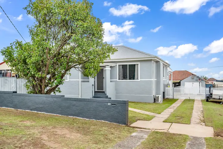 27 Neville Street, Rutherford NSW 2320