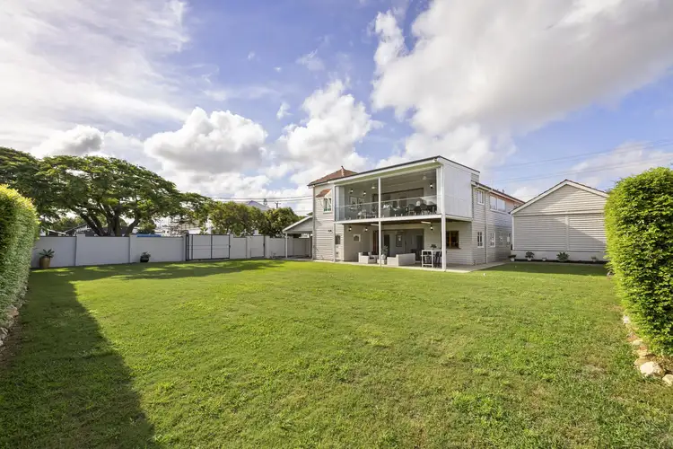 15 Manson Road, Hendra QLD 4011