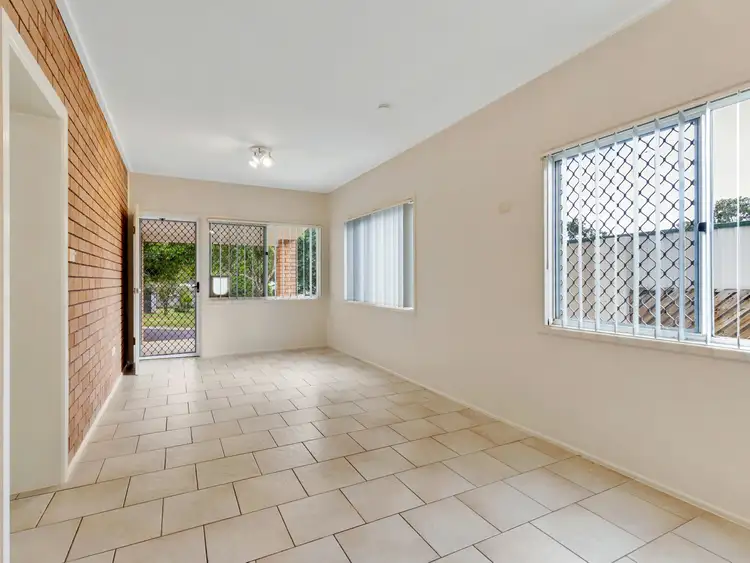Sixth view of Homely house listing, 25 Garland Close, Kanimbla QLD 4870