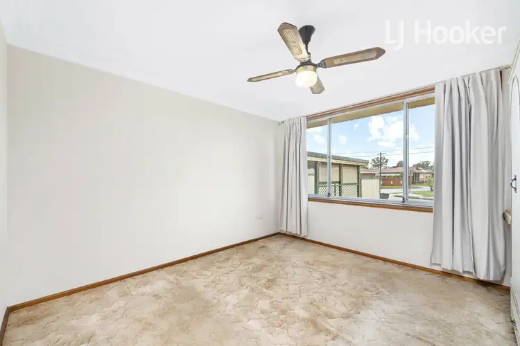 Fifth view of Homely house listing, 2 Jupiter St, Lansvale NSW 2166