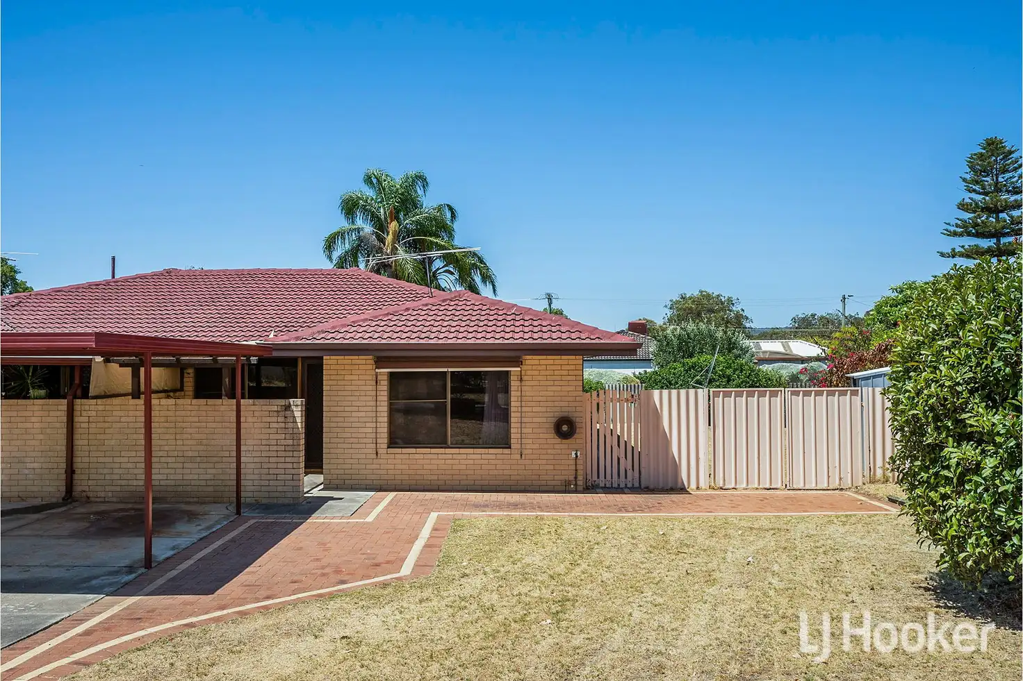 Main view of Homely semi-detached listing, 27B Jacobsen Way, Thornlie WA 6108