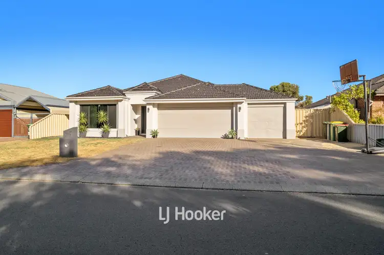 17 Chamberlain Grove, Millbridge WA 6232