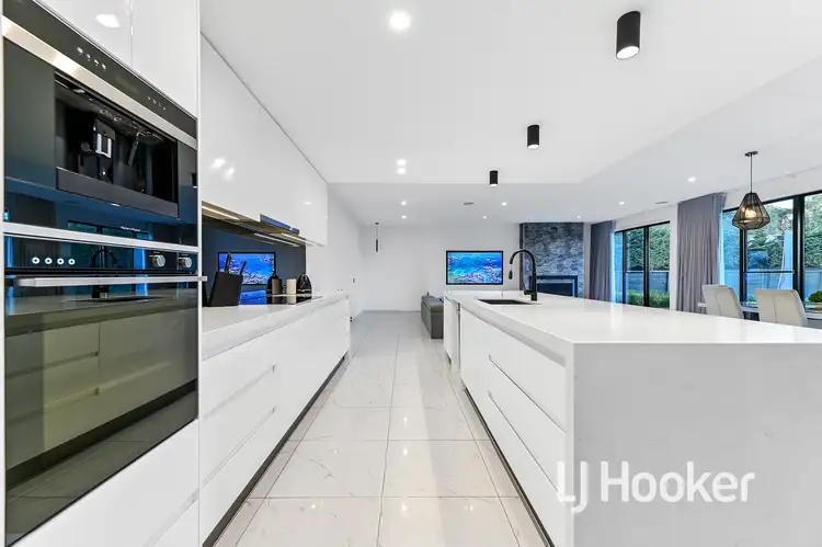 Fifth view of Homely house listing, 45 Cherryhills Drive, Cranbourne VIC 3977