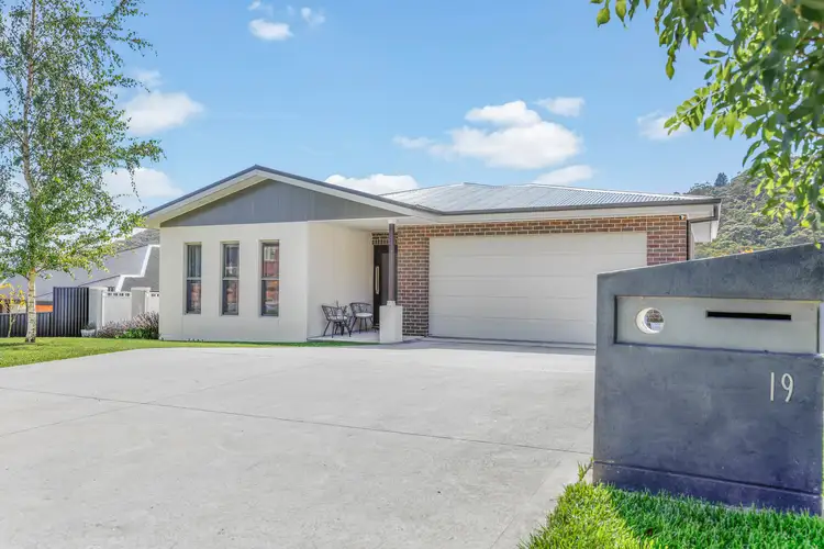 19 Hassans Wall Road, Lithgow NSW 2790