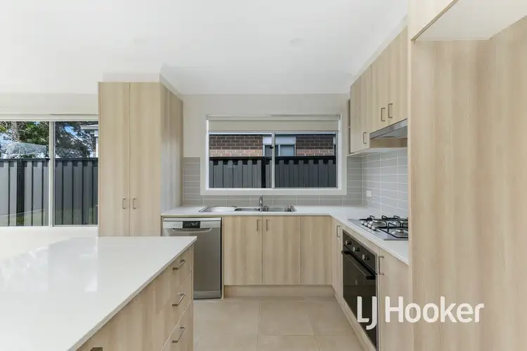 Sixth view of Homely house listing, 20 Expedition Circuit, Pakenham VIC 3810