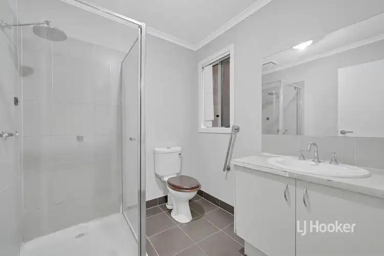 Fifth view of Homely house listing, 28 Blue Jay Crescent, Tarneit VIC 3029