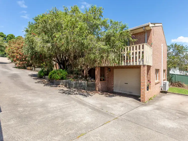 Main view of Homely unit listing, Unit 4/3 Eden Street, Bega NSW 2550