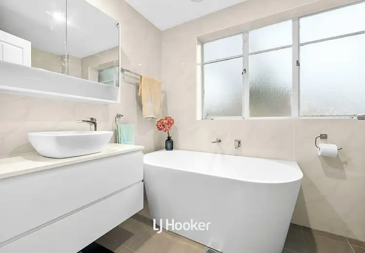 Fifth view of Homely apartment listing, 2/4 Milner Crescent, Wollstonecraft NSW 2065