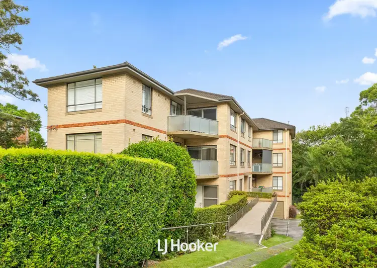 Sixth view of Homely apartment listing, 2/4 Milner Crescent, Wollstonecraft NSW 2065