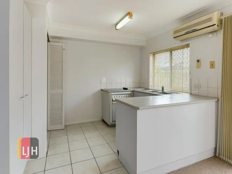 Second view of Homely townhouse listing, 7/121 Allen Street, Hamilton QLD 4007