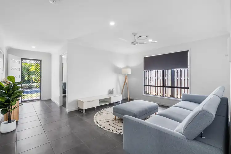 Second view of Homely house listing, 33 Condamine Crescent, Thornlands QLD 4164