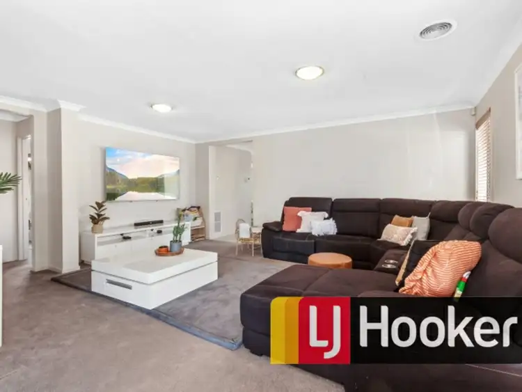 Fifth view of Homely house listing, 15 Treeviolet Lane, Wallan VIC 3756