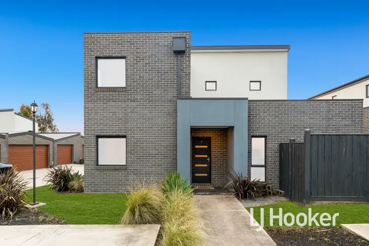 3 Agate Lane, Pakenham VIC 3810