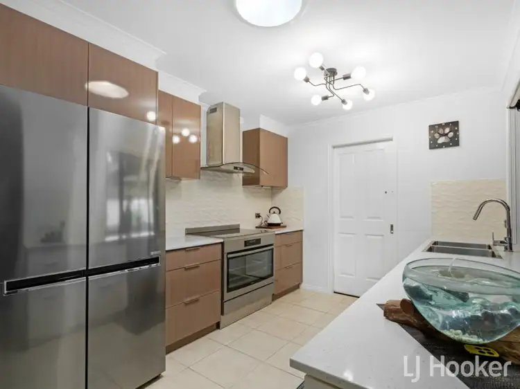Third view of Homely house listing, 7 Lambour Court, Point Vernon QLD 4655