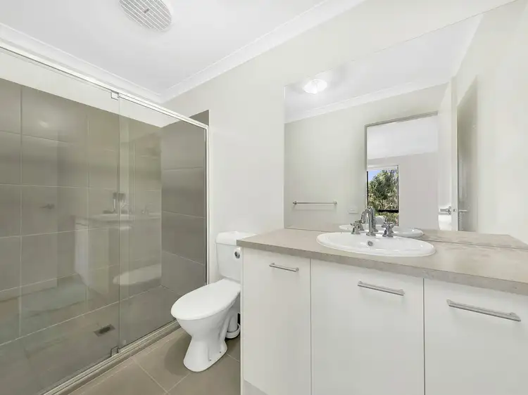 Sixth view of Homely house listing, 10 Marot Way, Mernda VIC 3754