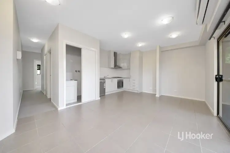 Fourth view of Homely apartment listing, 15/20 Hyde Park Avenue, Craigieburn VIC 3064
