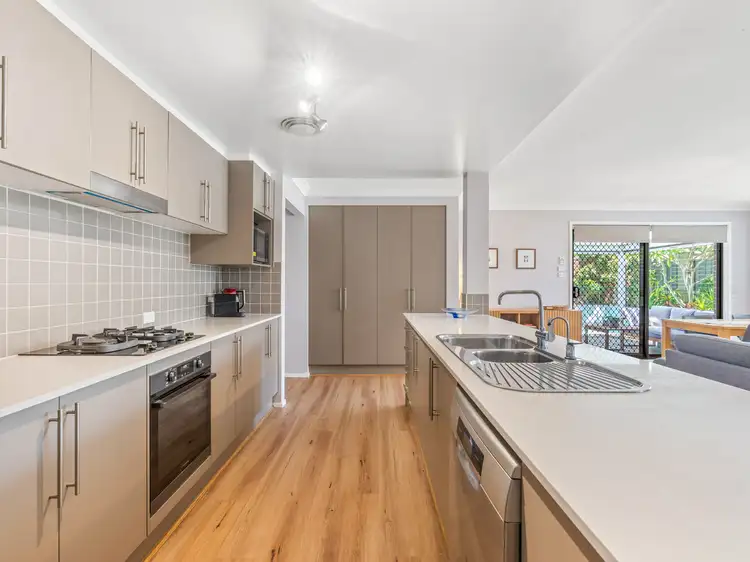 Sixth view of Homely house listing, 39 Barrington Drive, Woongarrah NSW 2259