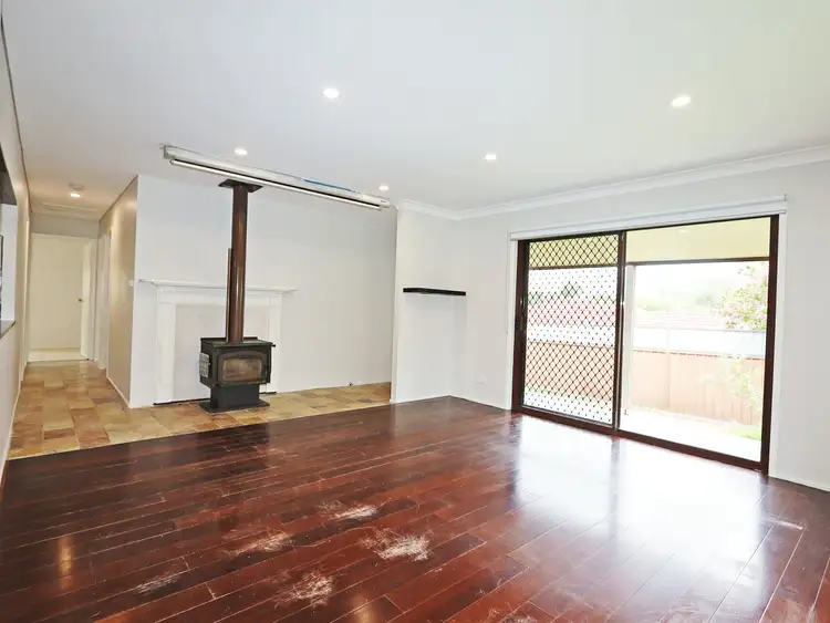 Fourth view of Homely house listing, 5 Whitbeck Place, Cranebrook NSW 2749