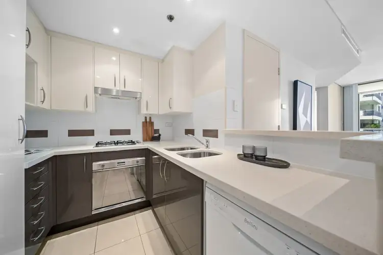 Fifth view of Homely apartment listing, Apartment 432/4 Lachlan Street, Waterloo NSW 2017