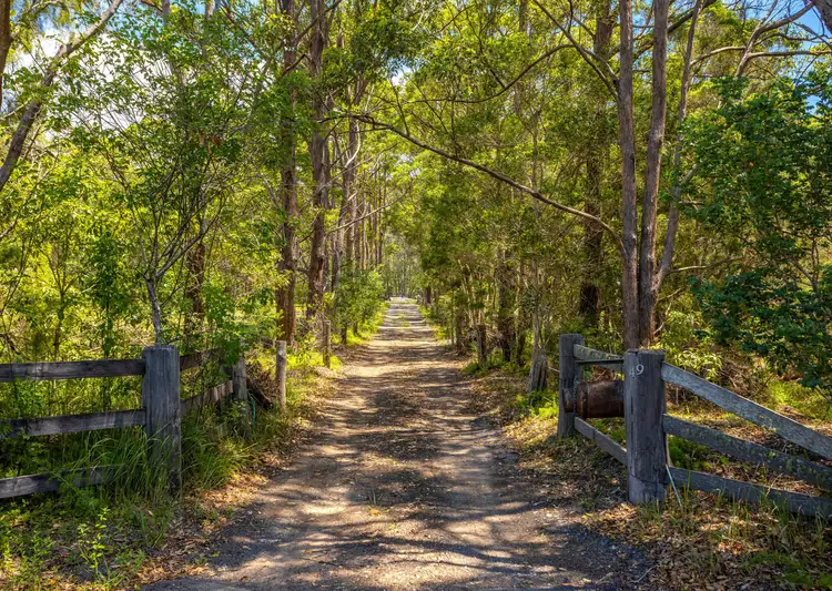 49 Manning Point Road, Old Bar NSW 2430