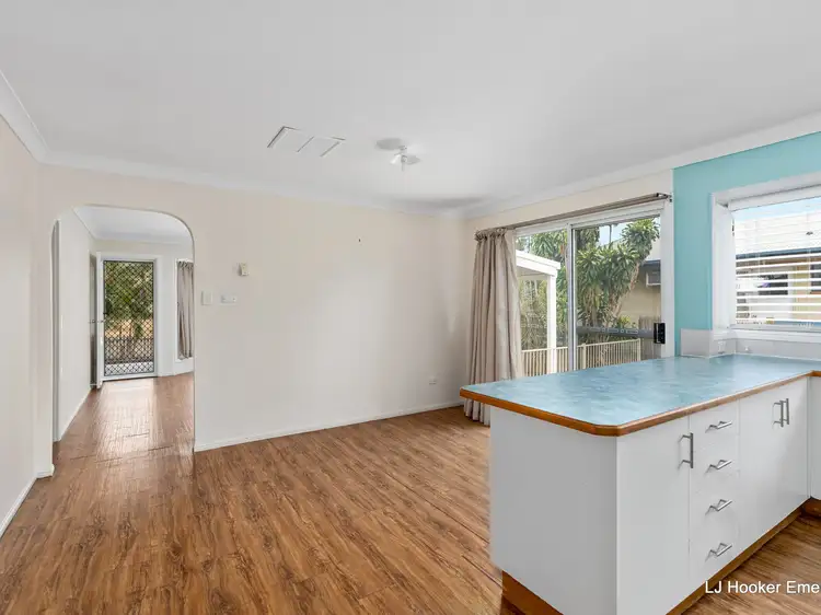 Seventh view of Homely house listing, Unit 4/87 Robert Street, Emerald QLD 4720