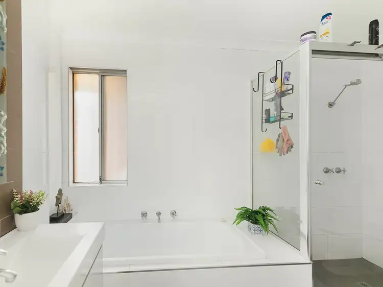 Third view of Homely apartment listing, 19/3-5 Fairport Avenue, The Entrance NSW 2261