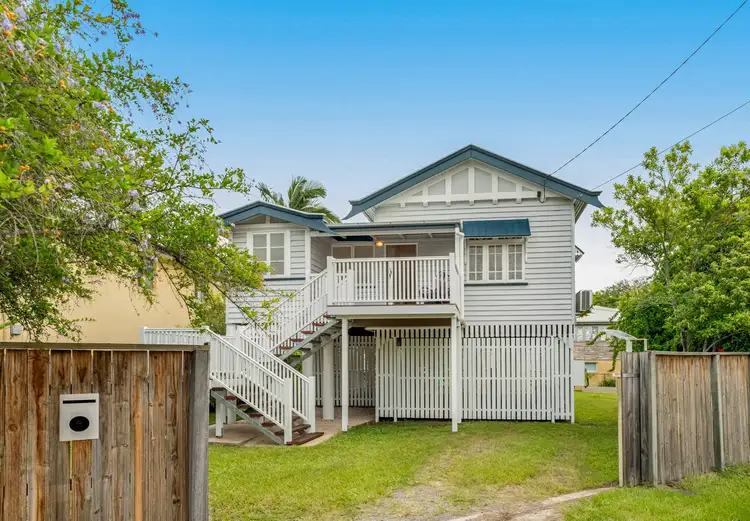 162 Venner Road, Fairfield QLD 4103