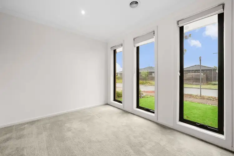 Fifth view of Homely house listing, 8 Branxholme Street, Wollert VIC 3750