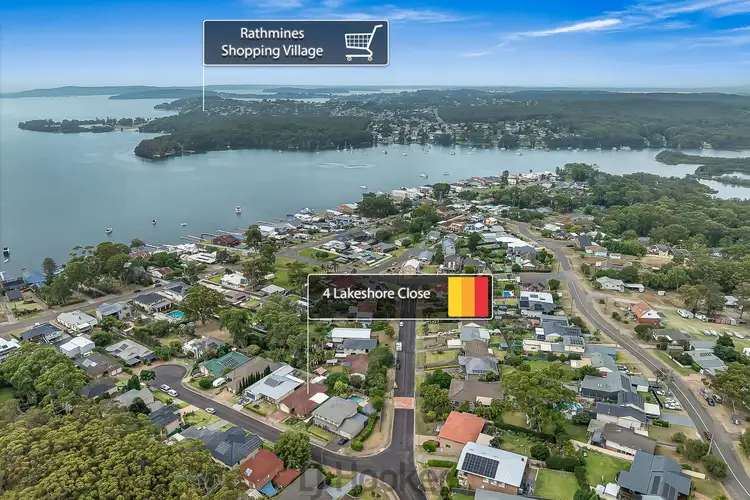 Second view of Homely house listing, 4 Lakeshore Close, Kilaben Bay NSW 2283