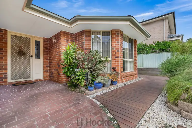 Fifth view of Homely house listing, 4 Lakeshore Close, Kilaben Bay NSW 2283