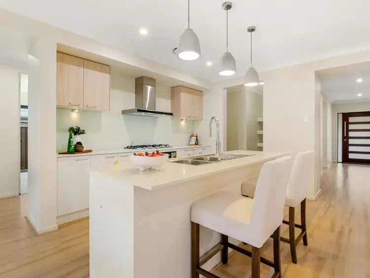 Second view of Homely house listing, 5 Rise place, Heathwood QLD 4110