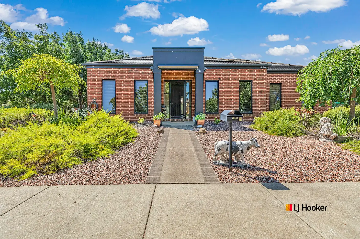 Main view of Homely house listing, 6 Woodlands Circuit, Echuca VIC 3564
