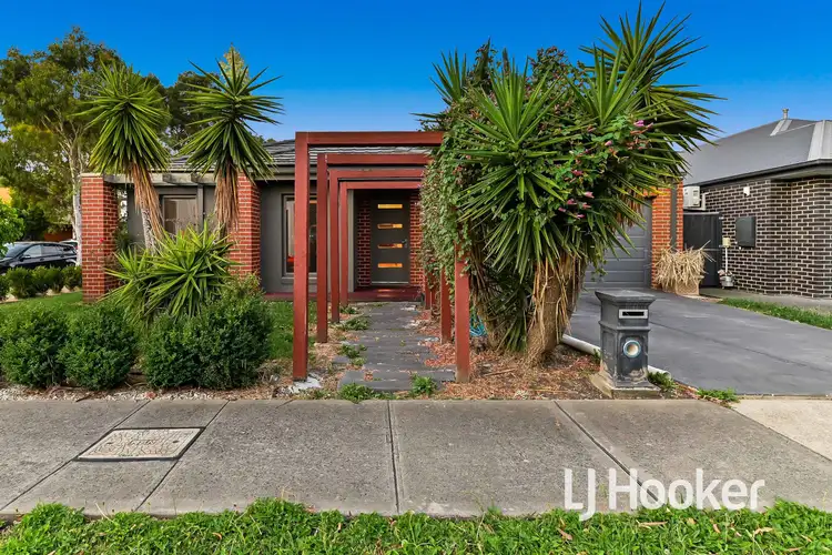 Second view of Homely house listing, 106 Elmslie Drive, Cranbourne East VIC 3977