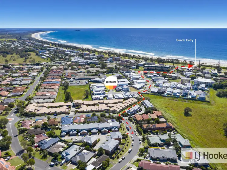 Second view of Homely townhouse listing, 2/16 Blue Jay Circuit, Kingscliff NSW 2487