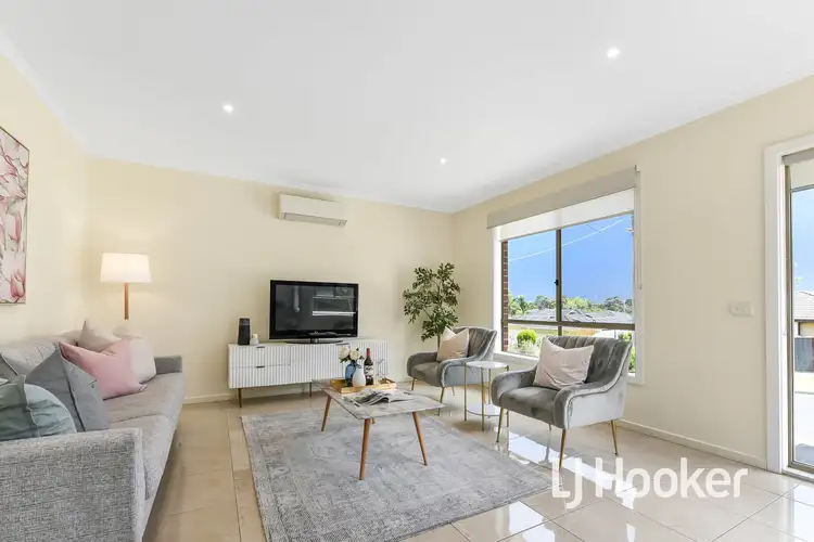 Fifth view of Homely house listing, 2 Strong Drive, Hampton Park VIC 3976